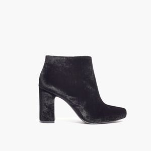 Madewell Nealy Boot in Velvet